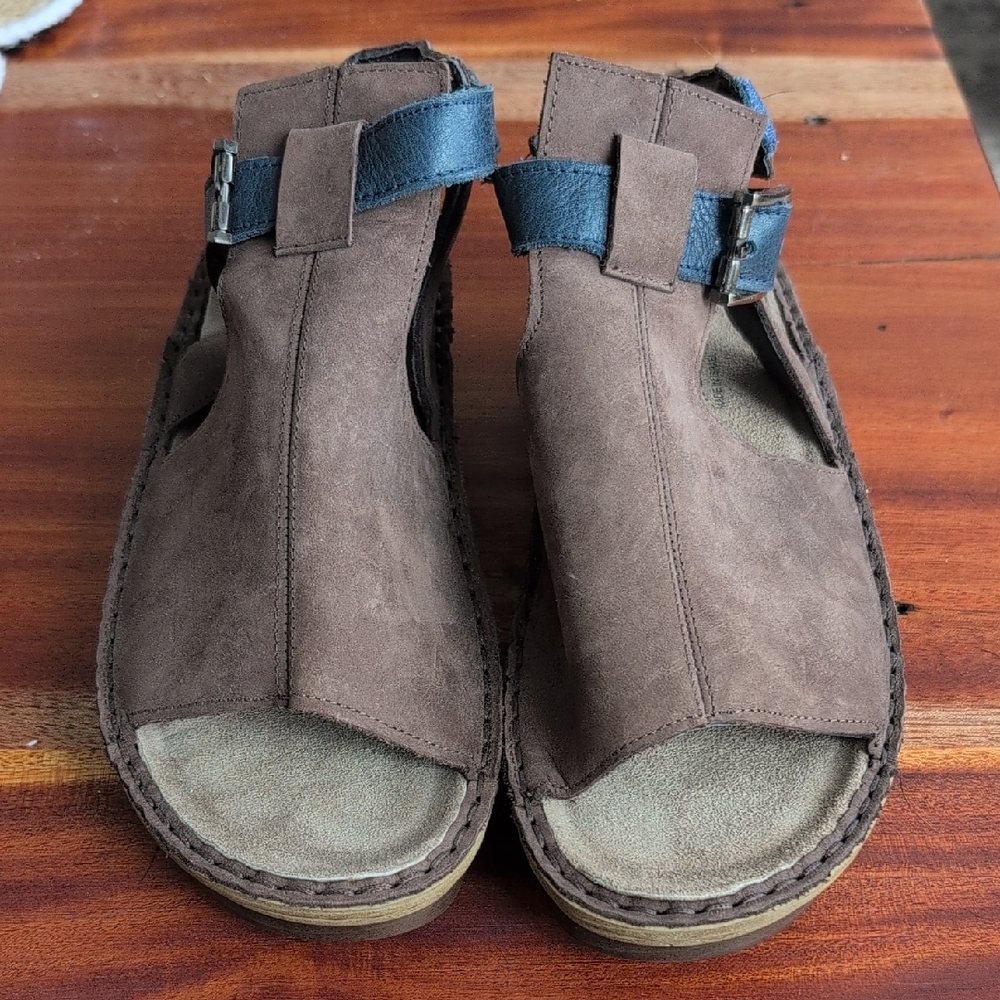 Naot Sandals